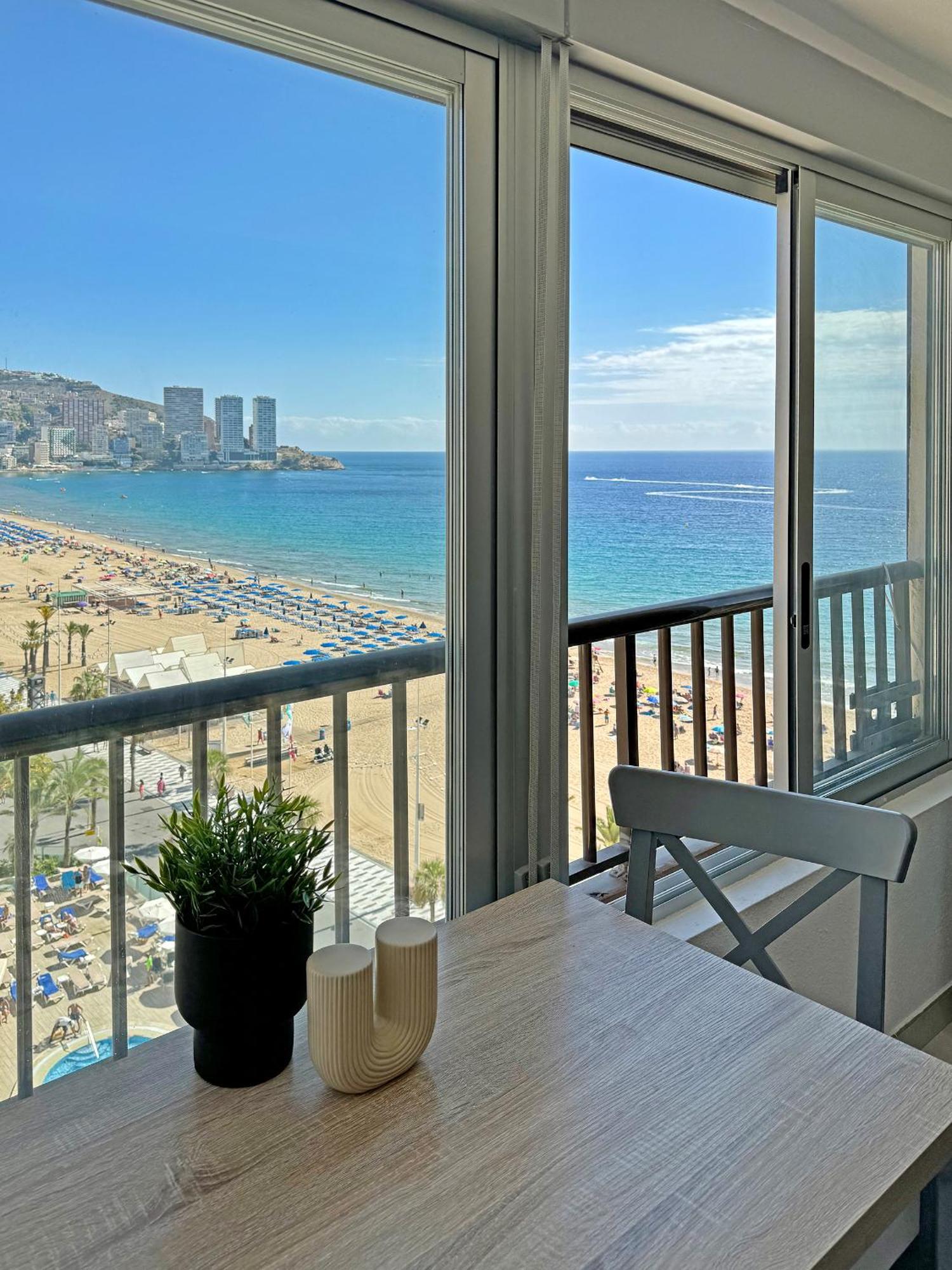 בנידורם Precioso Estudio Frente La Playa מראה חיצוני תמונה